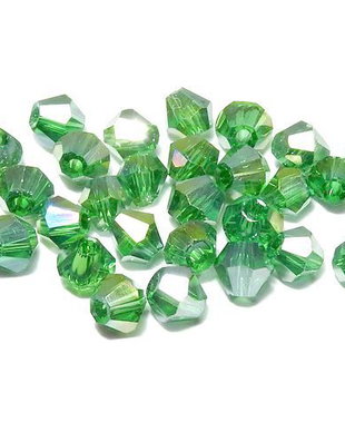 Cristale din sticla, biconice, 4 mm, LimeGreen