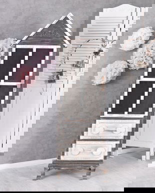 Vitrina din lemn masiv maro antichizat cu rafturi