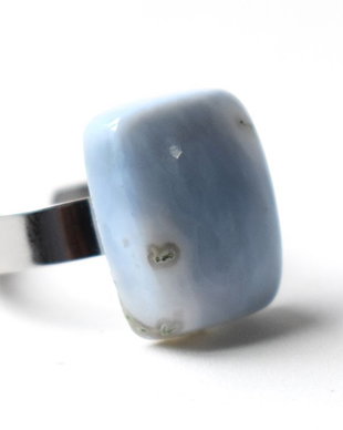Inel opal albastru