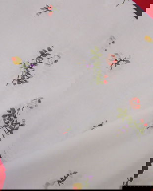 Fata de masa brodata