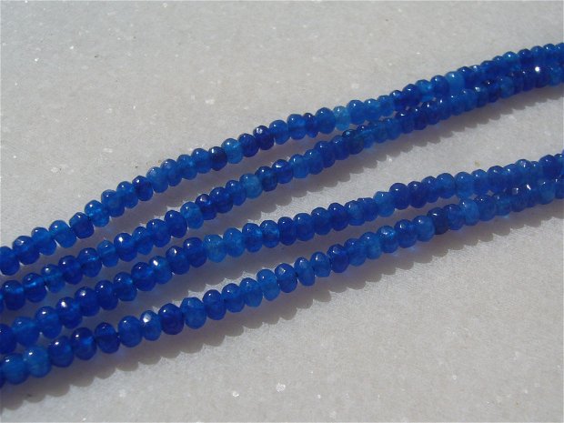 Agate albastre rondele mici fatetate sir aprox 18.5 cm - fara inchizatoare