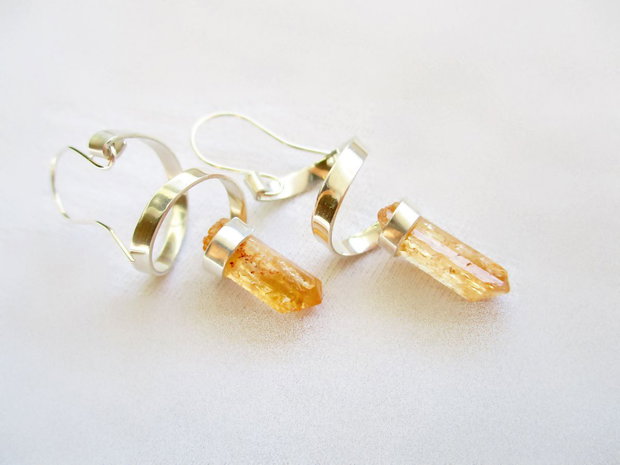 Cercei argint si topaz imperial brut, spirale lungi