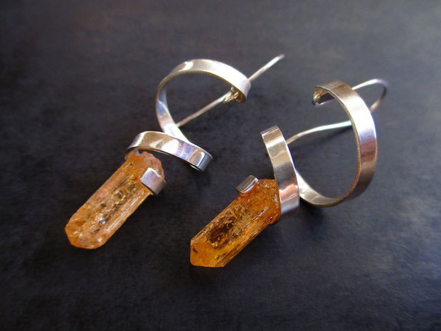 Cercei argint si topaz imperial brut, spirale lungi