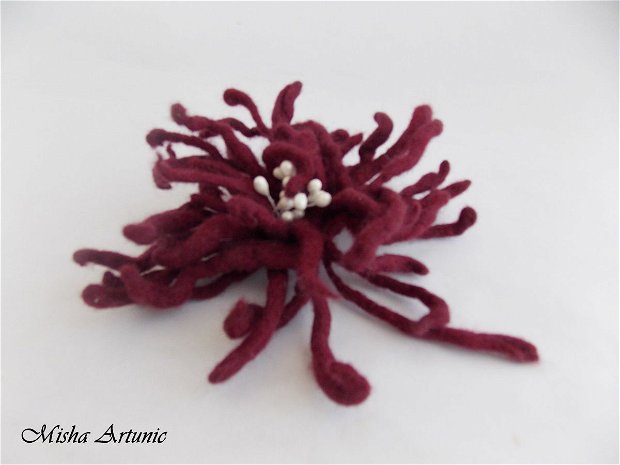 Vândut Brosa impaslita - Crizantema