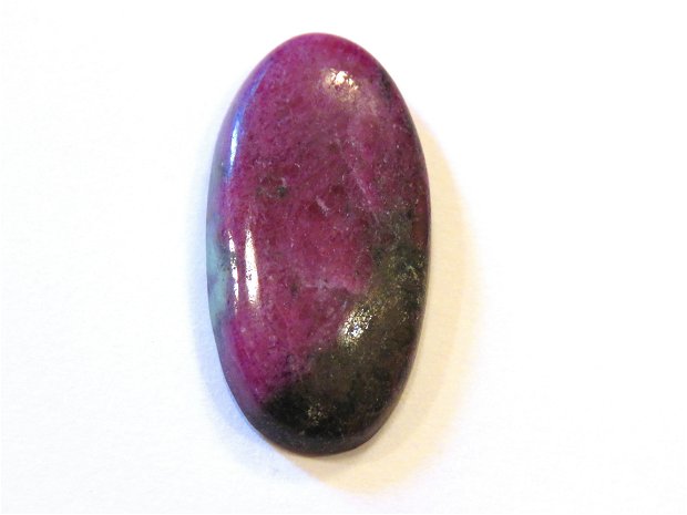 Inel reglabil din Argint 925 si Rubin in zoisit oval - IN548 - Inel romantic delicat, inel pietre semipretioase