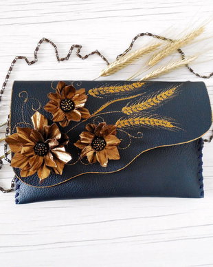 poseta plic handmade unicat din piele - Golden Flowers