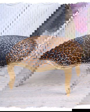 Scaunel din lemn masiv auriu cu tapiterie leopard