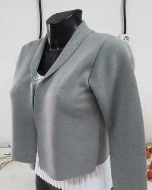 Jacheta/bolerou din tricot