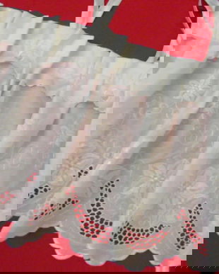 Rez,Florentina perdeluta cu broderie