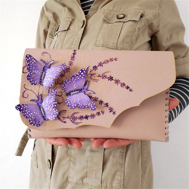 poseta plic handmade unicat din piele - Light Purple Butterflies