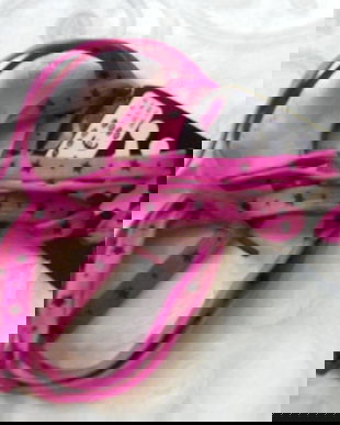 Sireturi 110 cm -fuchsia cu stelute