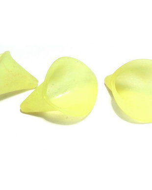 Margele din acril, frosted, floare, 25x18x17 mm, galbene