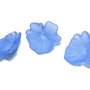Margele din acril, frosted, floare, 30x9 mm, albastre