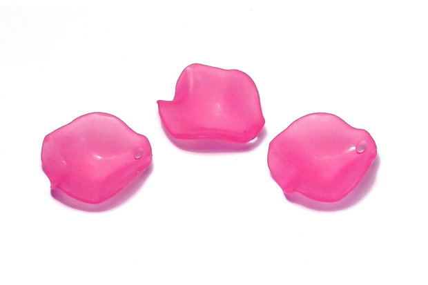 Pandantiv din acril, frosted, frunza, 15x15x4 mm, siclam