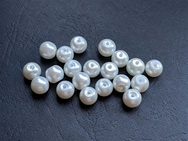 LPE808 - perle albe