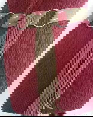 curea din piele cu cercuri metalice