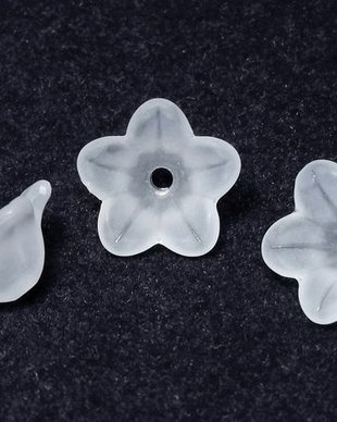 Margele din acril, frosted, floare, 12x6 mm, albe
