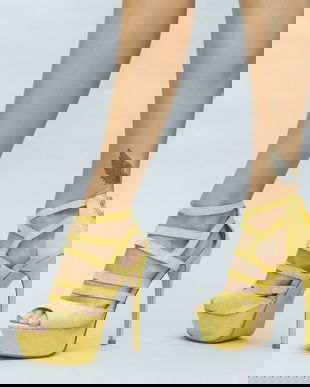 Sandale Merden Galbene