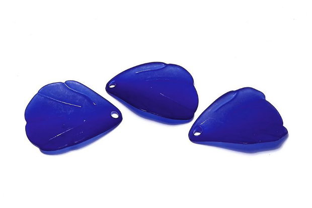 Pandantiv din acril, frosted, frunza, 20x19 mm, albastru