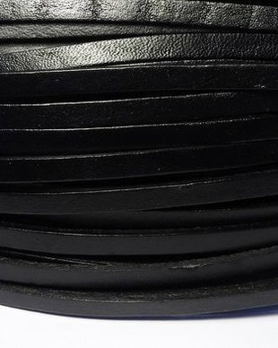 Snur din piele naturala, 5x2 mm, negru