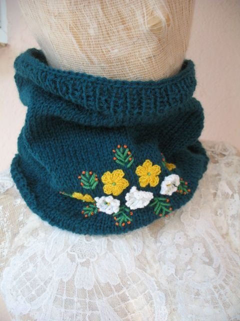Guler/fular/accesoriu tricotat