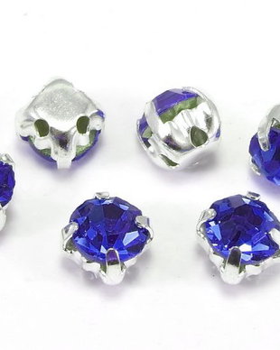 Distantiere montee cu strasuri albastre, argintii, 3x3x3 mm