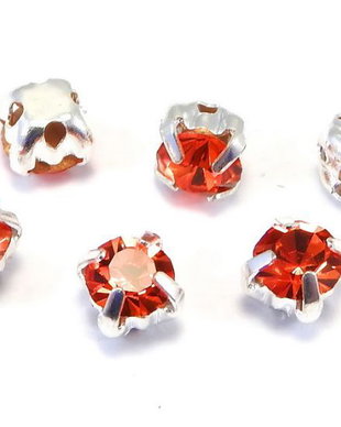 Distantiere montee cu strasuri portocalii, argintii, 4X4X4 mm