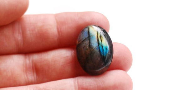 Cabochon Labradorit  Oval - L8