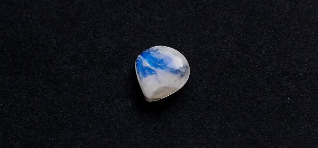 Moonstone albastru - Onion- aprox. 15 x 13 mm - N03