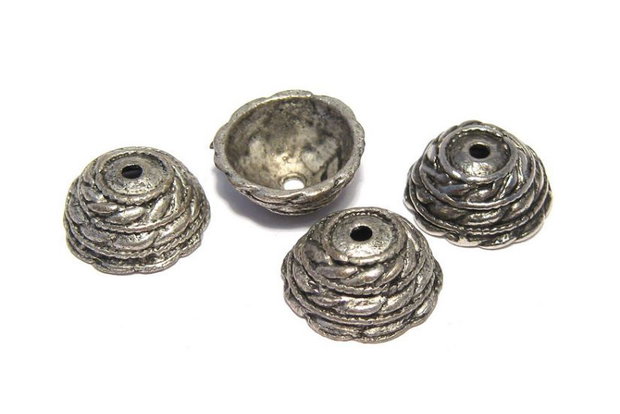 Capacel metalic, argintiu antichizat, 15x7 mm