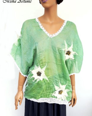 VANDUT - Bluza cu Flori de colt impaslite