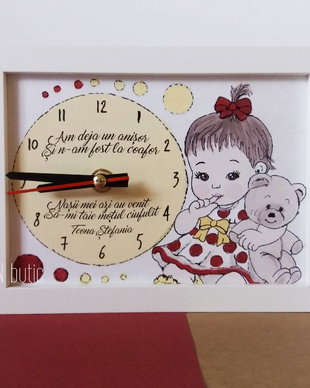 Ceas personalizat handmade pictat taierea motului fetita