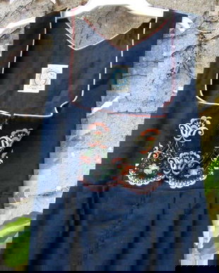 rezervat-Sarafan  rustic german brodat