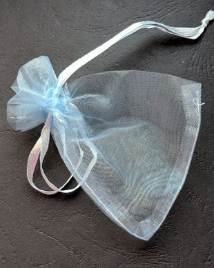 LAE47 - saculet organza bleu