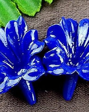 K0468 - (2buc) Minipandantive floare, plastic, albastru, 32x24x7mm