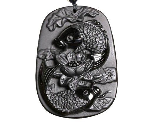 K0482 - Pandantiv / amuleta / talisman, obsidian negru sculptat, pesti arrowana, crapi, 48x34x10mm