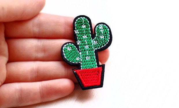 Patch cu broderie cactus  [iron on] - 1 buc