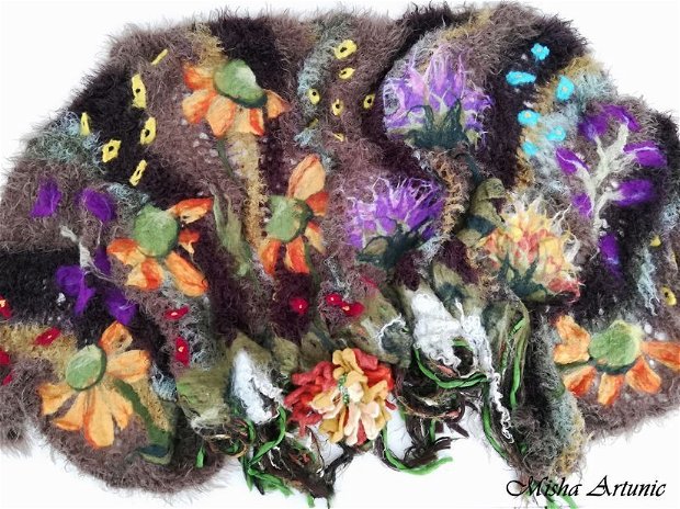 Vandut - Sal pufos cu flori de toamna impaslite