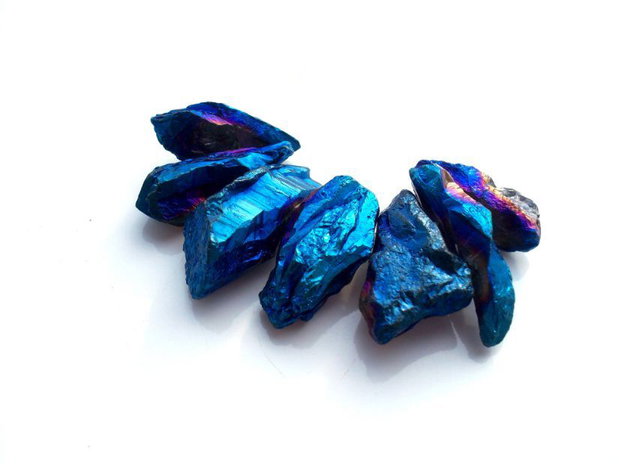 Druzy quartz titanium raw