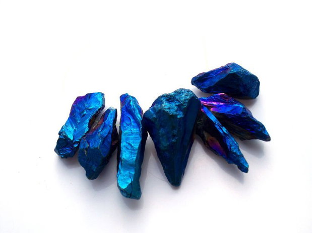 Druzy quartz titanium raw