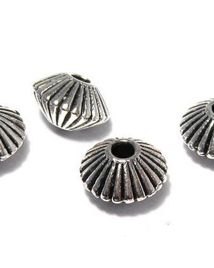 Distantier metalic, argintiu antichizat, 7.8x5.5 mm
