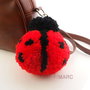 Ladybug Pom Pom - breloc pt.gheanta,ghiozdan ,rucsac,de atarnat la oglinda masinii