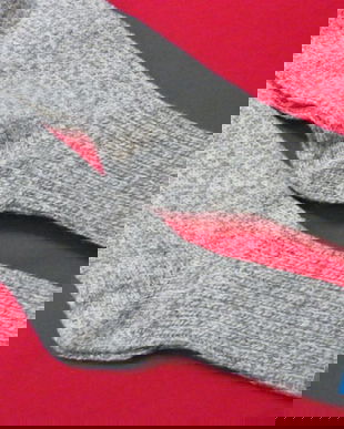 NOI-Ciorapi de munte- lana