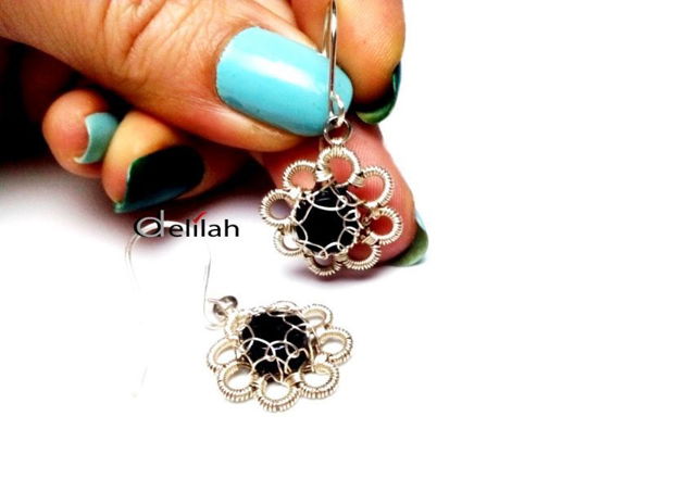 Cercei Black Flower cu Onyx