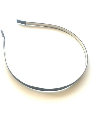 Cordeluta metalica cu satin