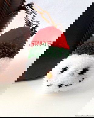 Snowman Pom Pom(a) - breloc pt.genti, ghiozdane, rucsacuri,oglinda masinii..etc