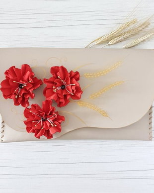 poseta plic handmade unicat din piele - Red Poppies 2.0
