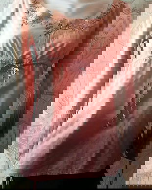 Bluza Bershka capucino cu broderie