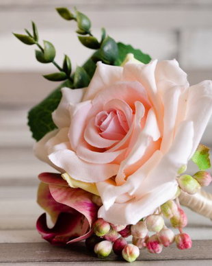 Floare de piept handmade