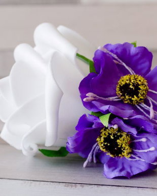 Floare de piept handmade